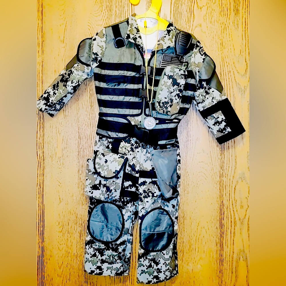 NWT ADVENTURE FACTORY Special Forces Dessert Cammo Costume with No Hat Sz: 5/6